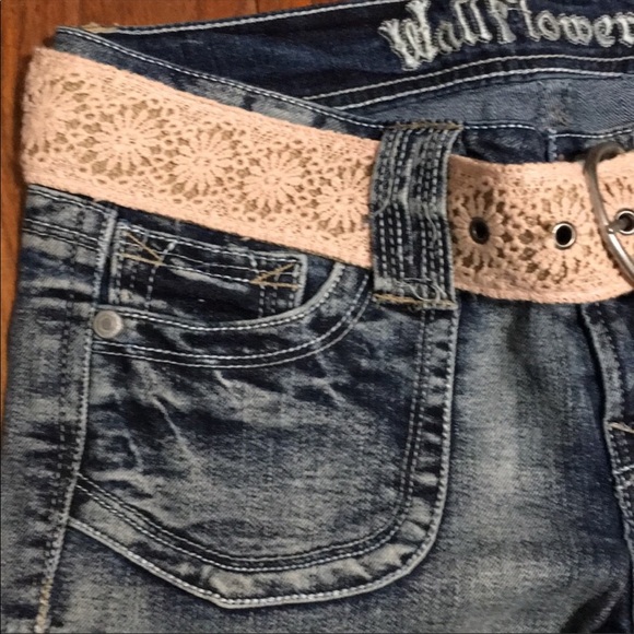 Wallflower Juniors boot cut jeans - Picture 9 of 9